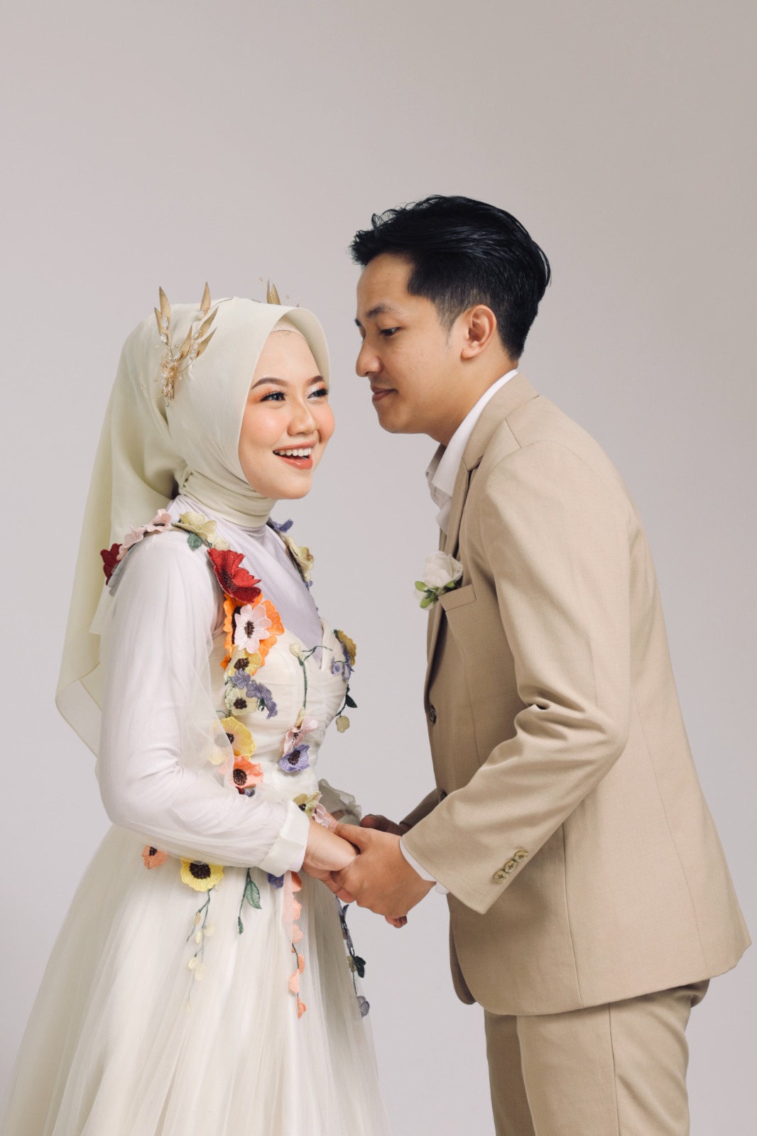 Huwaida & Damar 5