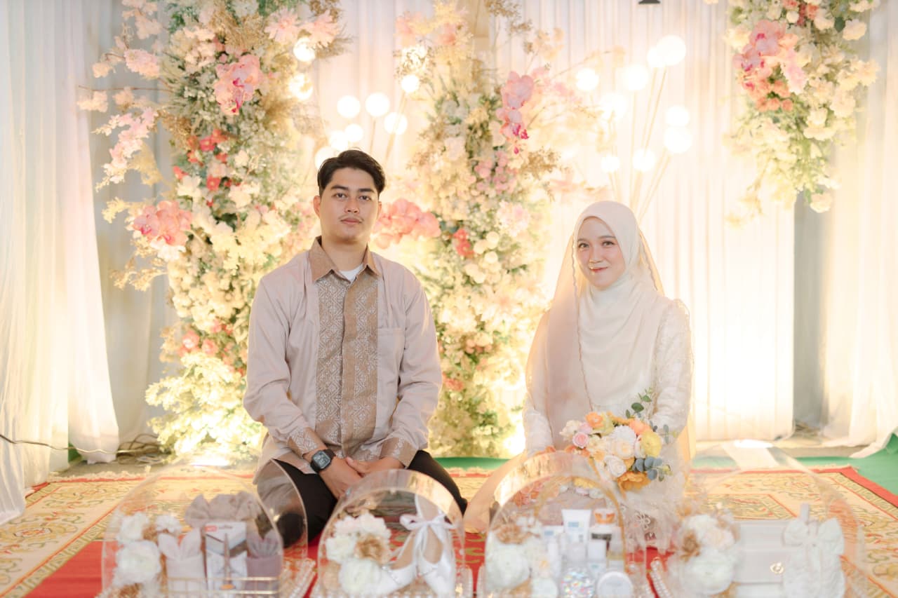 Ika & Fathoni 3