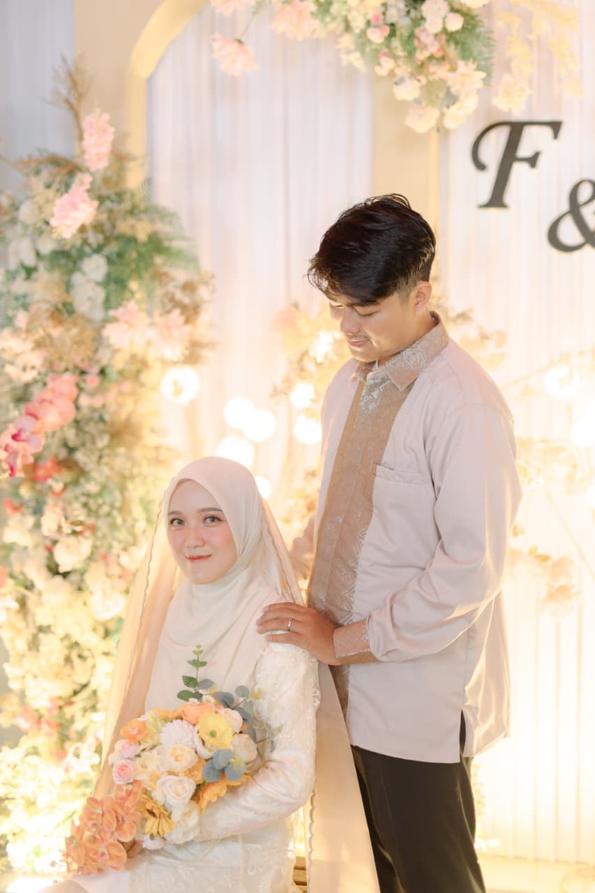 Ika & Fathoni 6