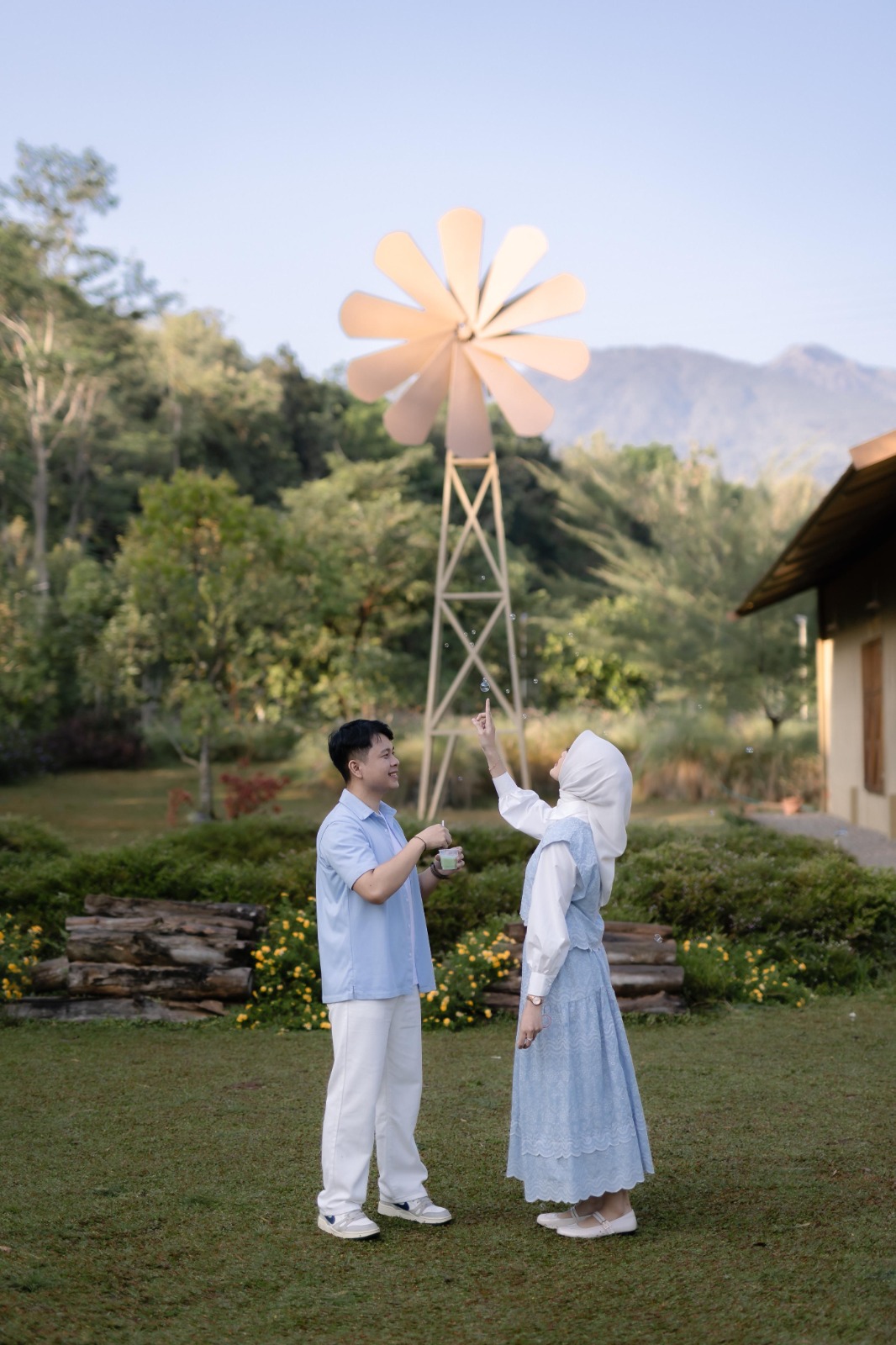 Hanum & Fahmi 1