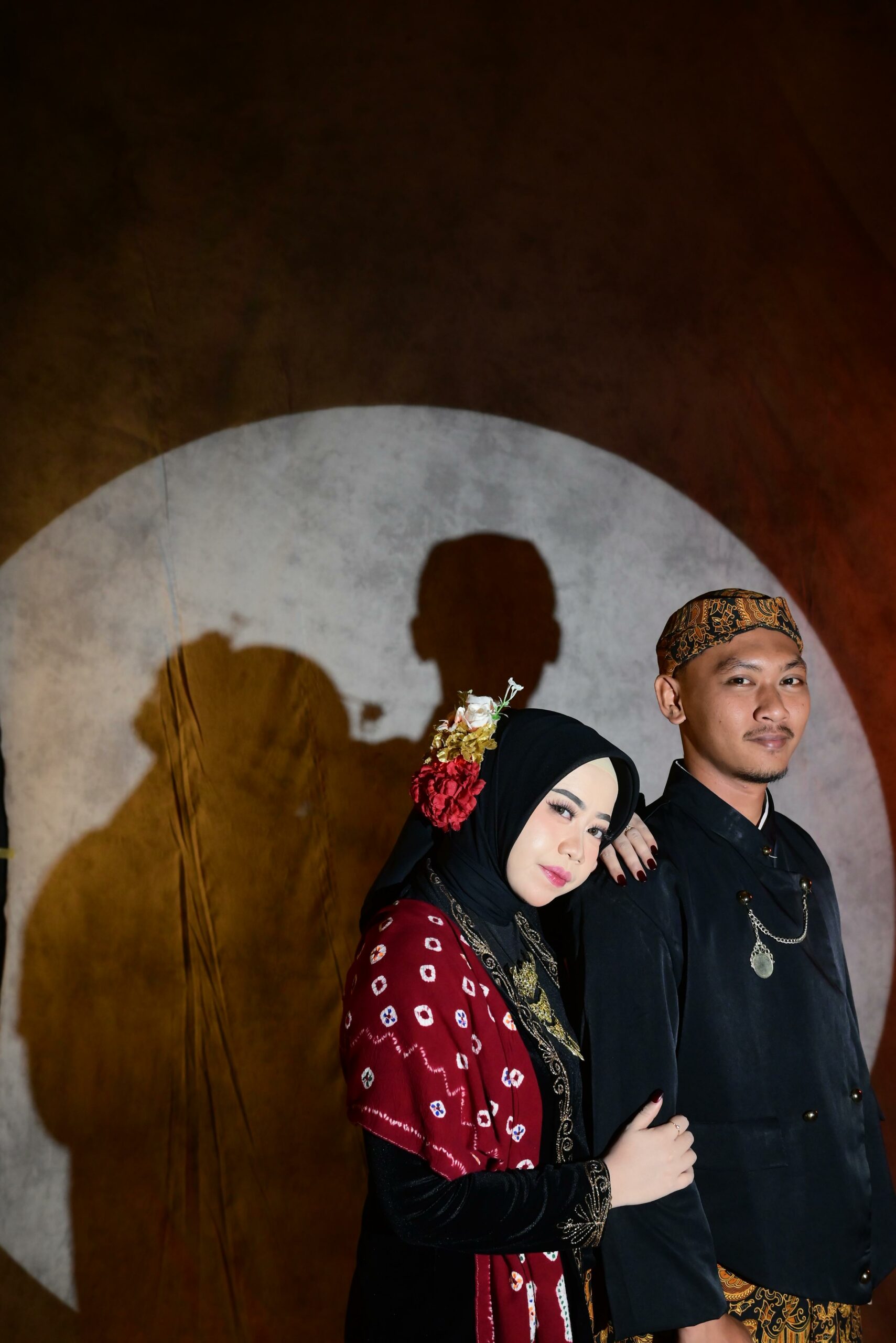 Liaa & Aprii 1