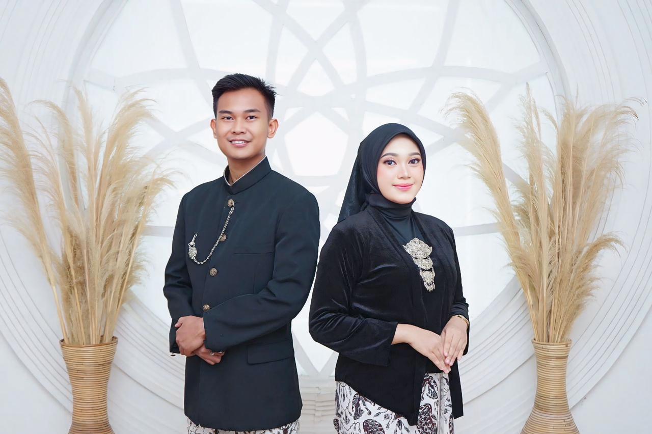 Lian & Rena 2