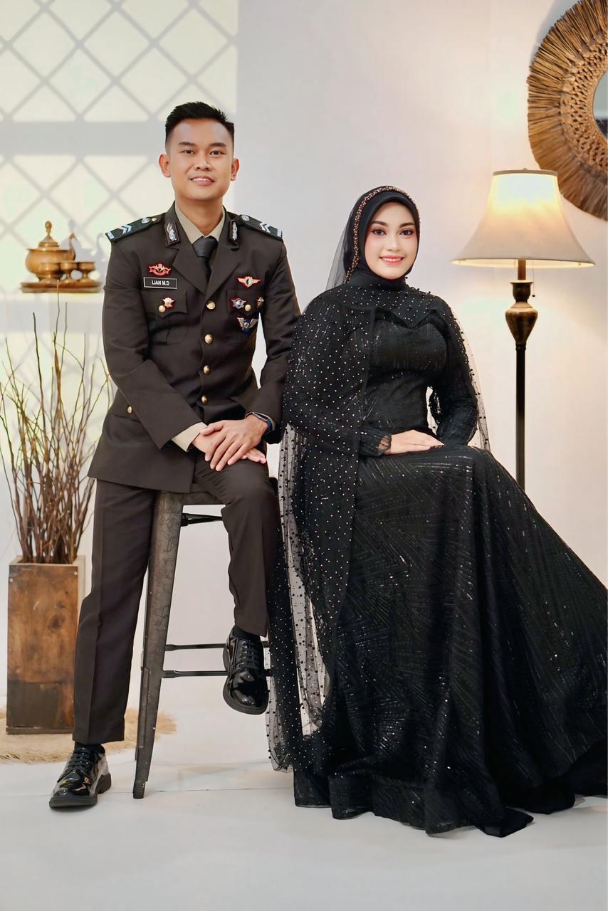 Lian & Rena 3