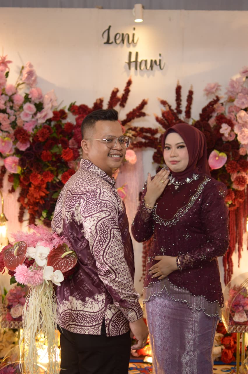 Leni & Hari 8