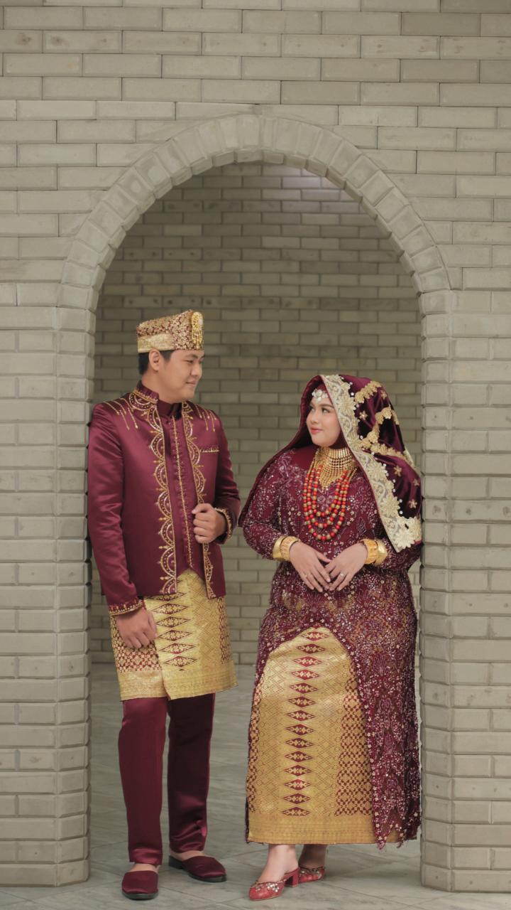 Alya & Robby 13